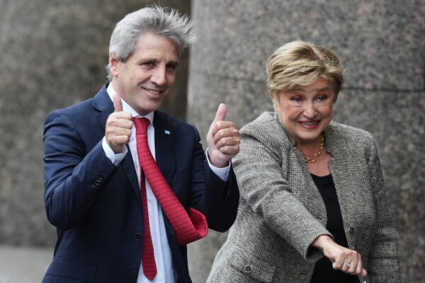El FMI llega el lunes a revisar el acuerdo: reservas y déficit fiscal
