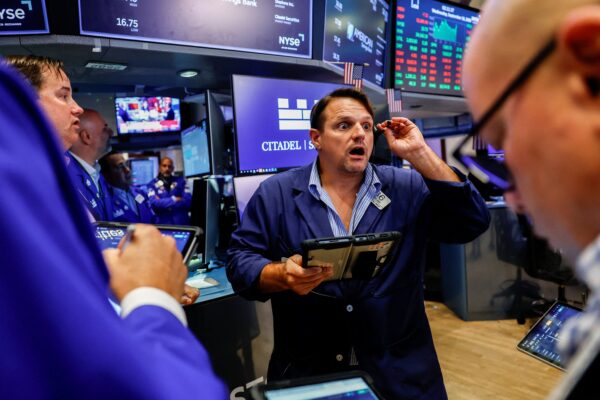 Acciones argentinas repuntan en Wall Street, pero sube el riesgo país