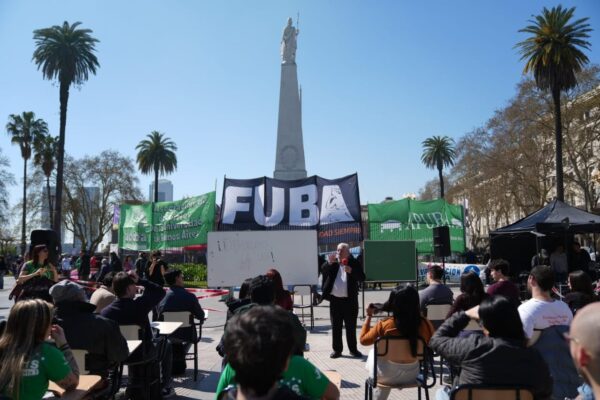 Fracasó la paritaria universitaria y los gremios evalúan una quinta marcha nacional