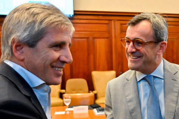 La UIA celebra el guiño del RIGI mientras la industria acumula caída de 2,6%