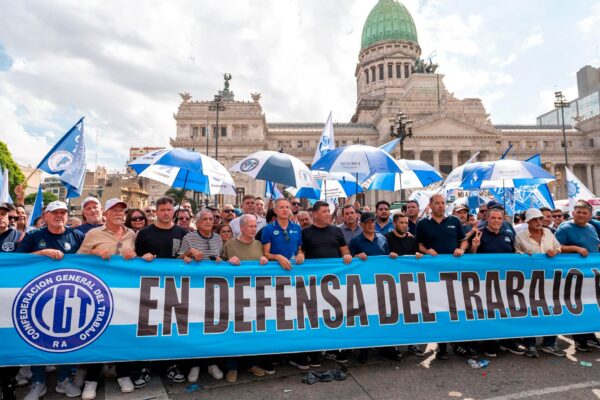 La CGT baja el tono: acto sin marcha por el Día de la Industria